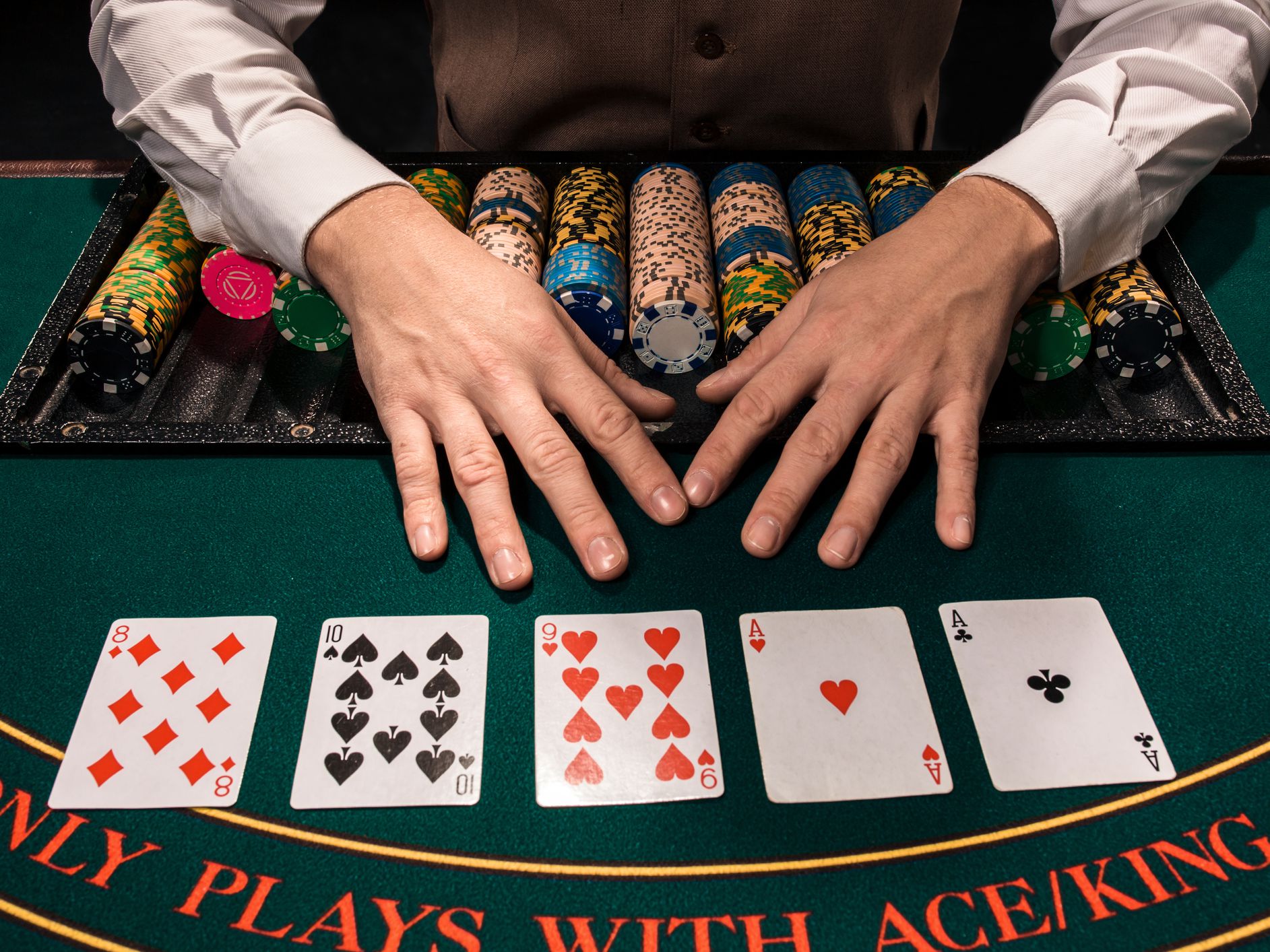 What Is The Poker Game For You – Know The Basics 